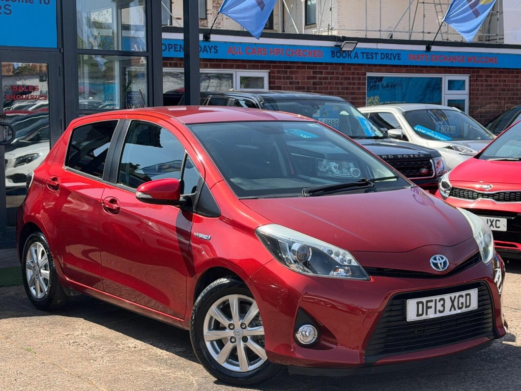 2013 Toyota YARIS